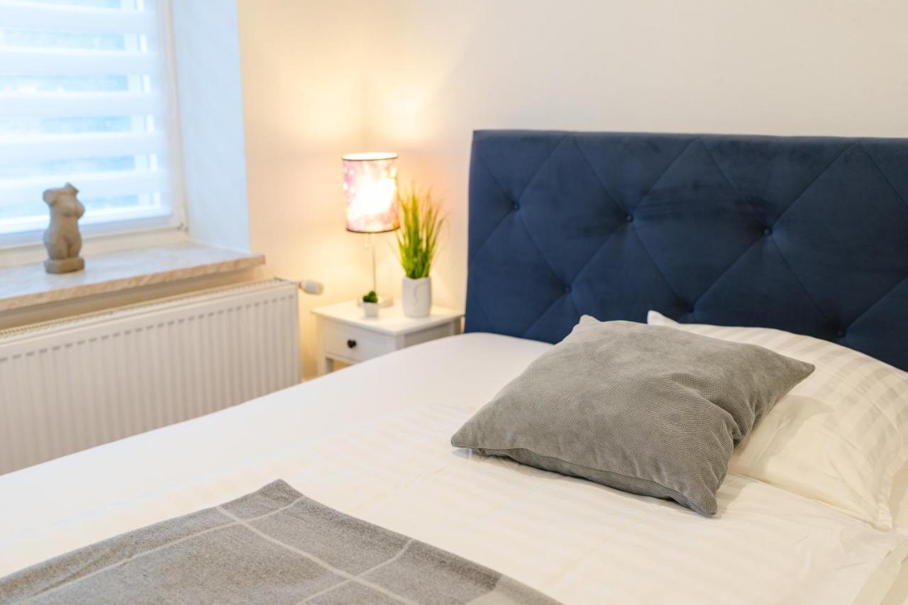 Ferienwohnung Jasmin - Gera Zentrum Neu Renoviert Exterior foto