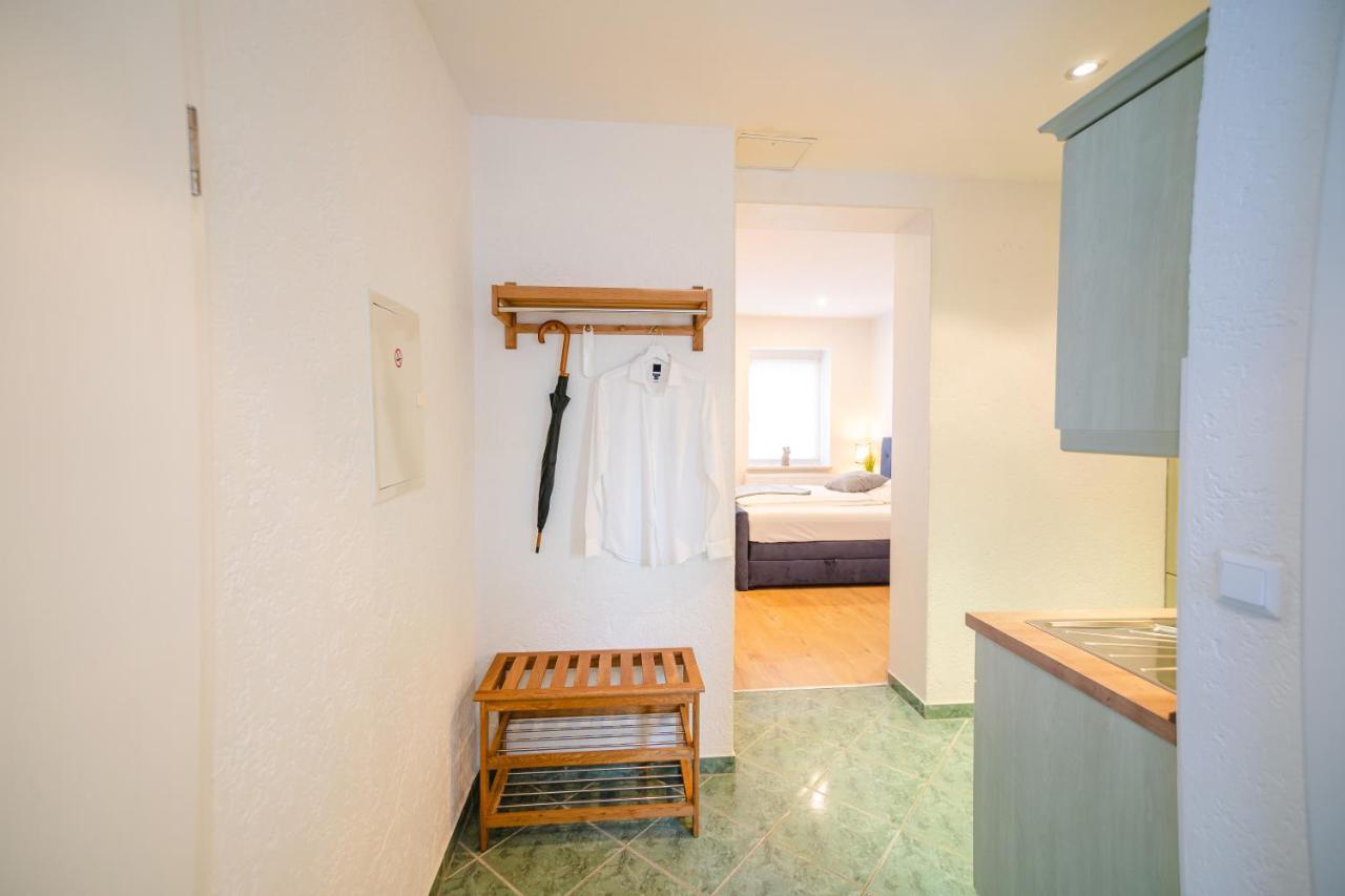 Ferienwohnung Jasmin - Gera Zentrum Neu Renoviert Exterior foto